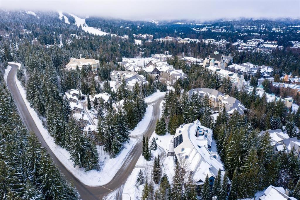 Powderhorn By Whistler Blackcomb Vacation Rentals Екстер'єр фото