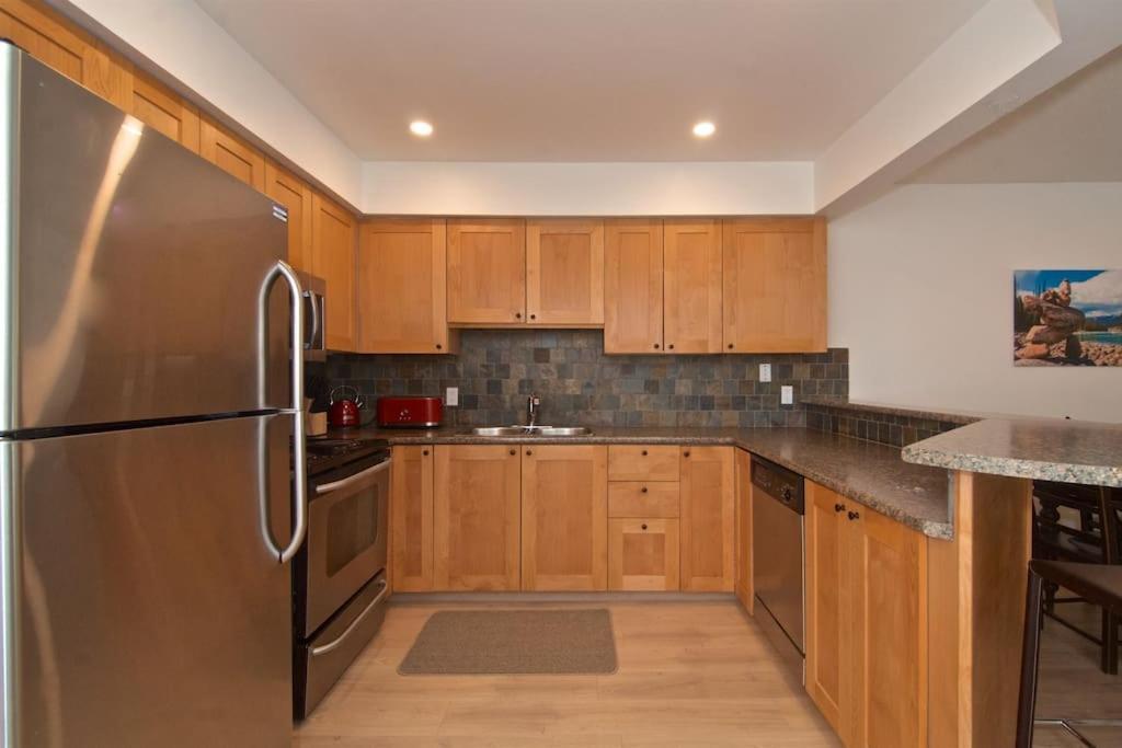 Powderhorn By Whistler Blackcomb Vacation Rentals Екстер'єр фото