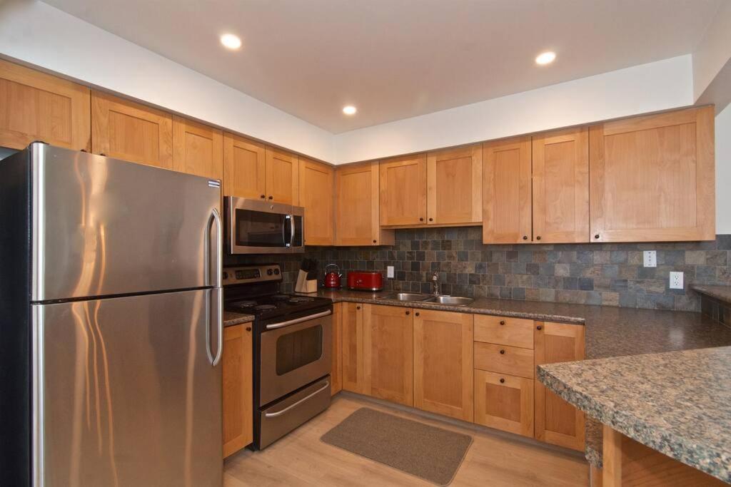 Powderhorn By Whistler Blackcomb Vacation Rentals Екстер'єр фото