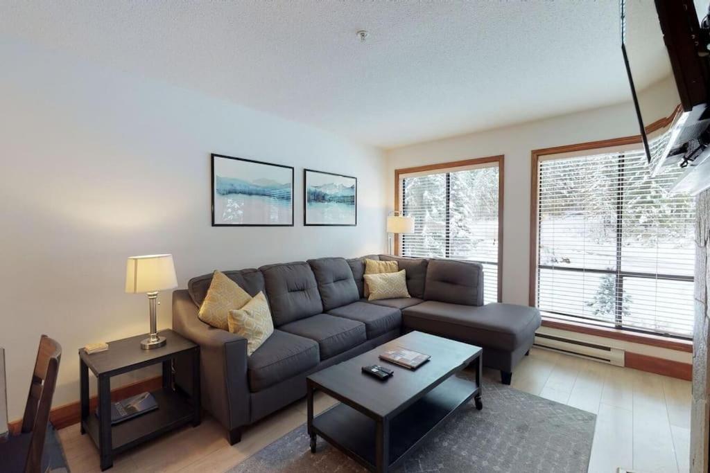 Powderhorn By Whistler Blackcomb Vacation Rentals Екстер'єр фото